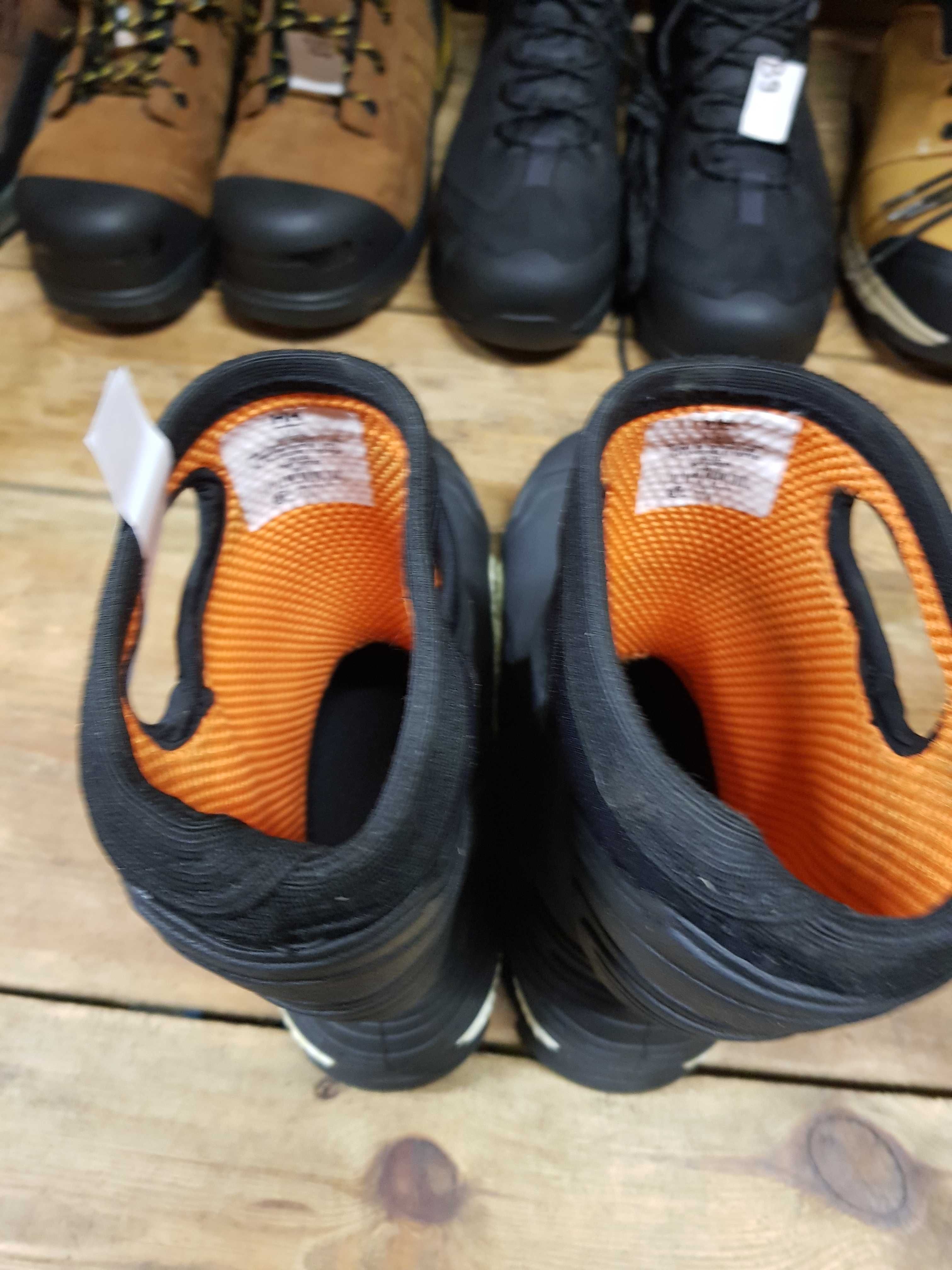 Buty robocze HELLY HANSEN rozm 41 wkł 26,5 cm