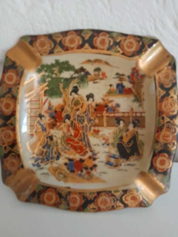 Popielinicza ozdobna chinska porcelana