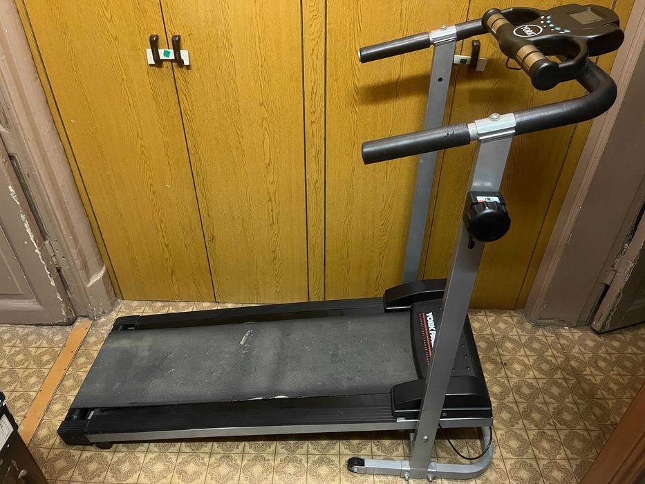 Беговая дорожка York Pacer 2002