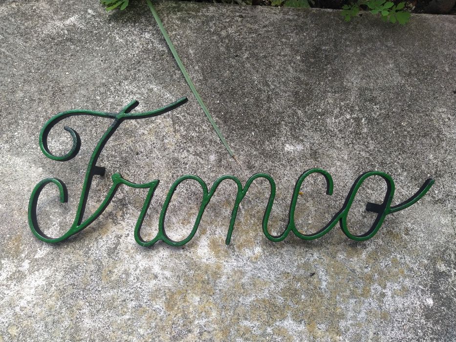 "Tronco" Letreiro em ferro / legenda em ferro forjado