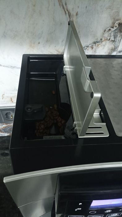 Продам Delonghi perfecta кофемашину