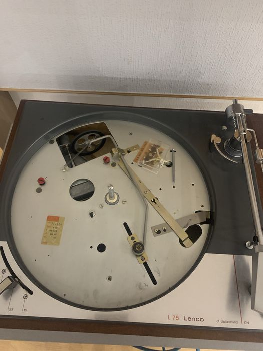 Аудіофільский легендарний програвач вінілу Lenco L 75