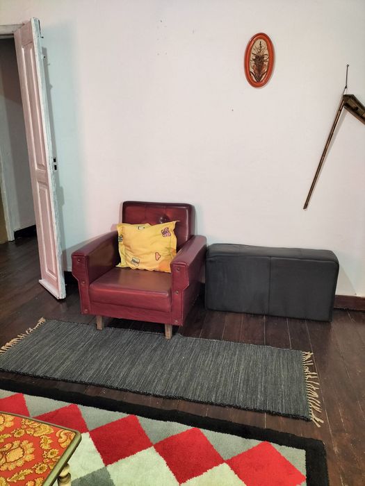 Alugo casa para pessoa individual