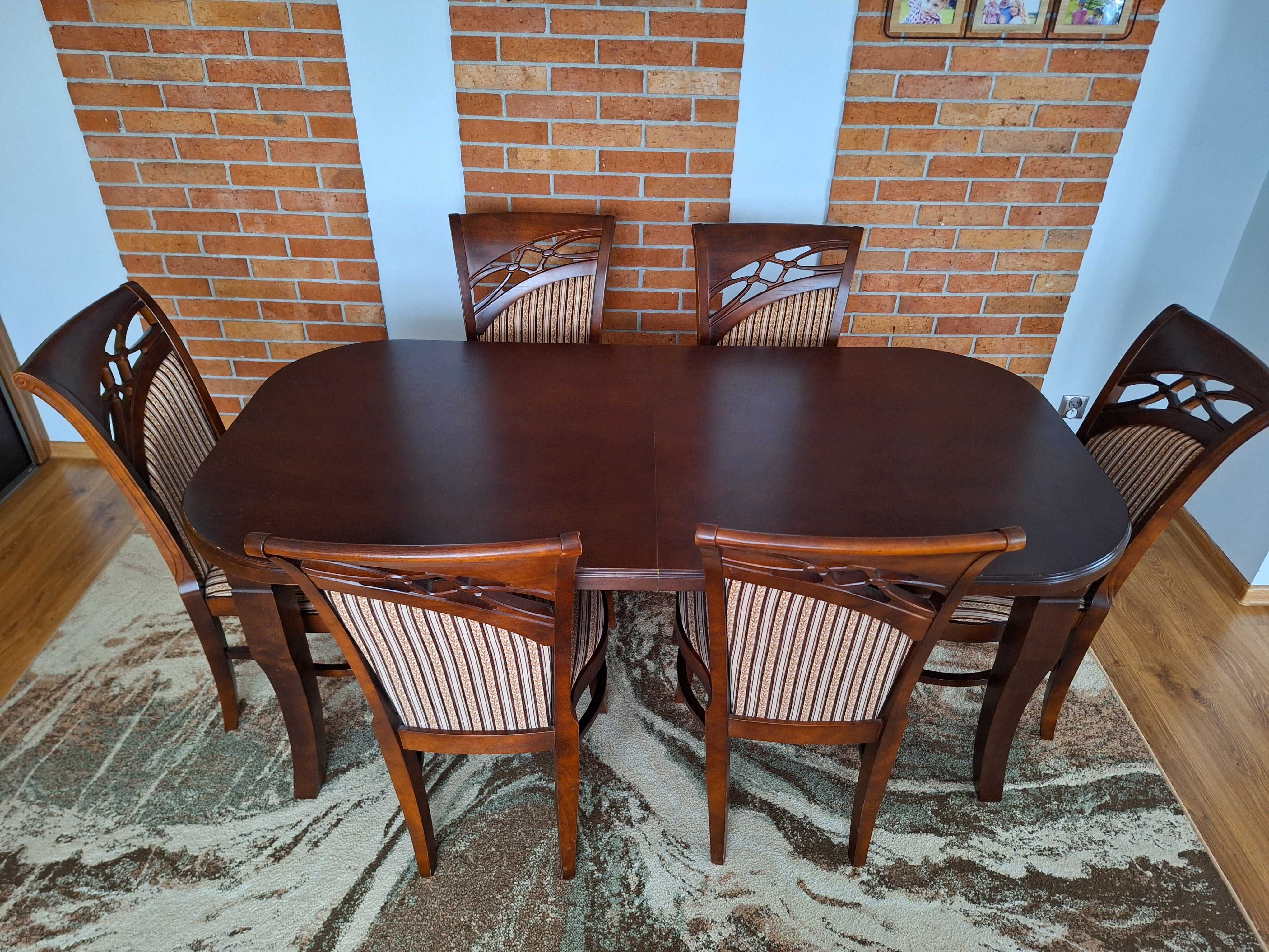 Stół klasyczny drewniany z Kalwarii