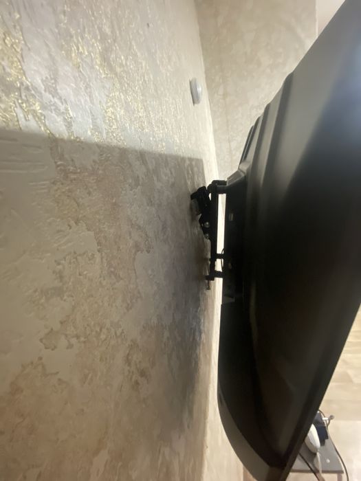 Продам телевізор smart TV