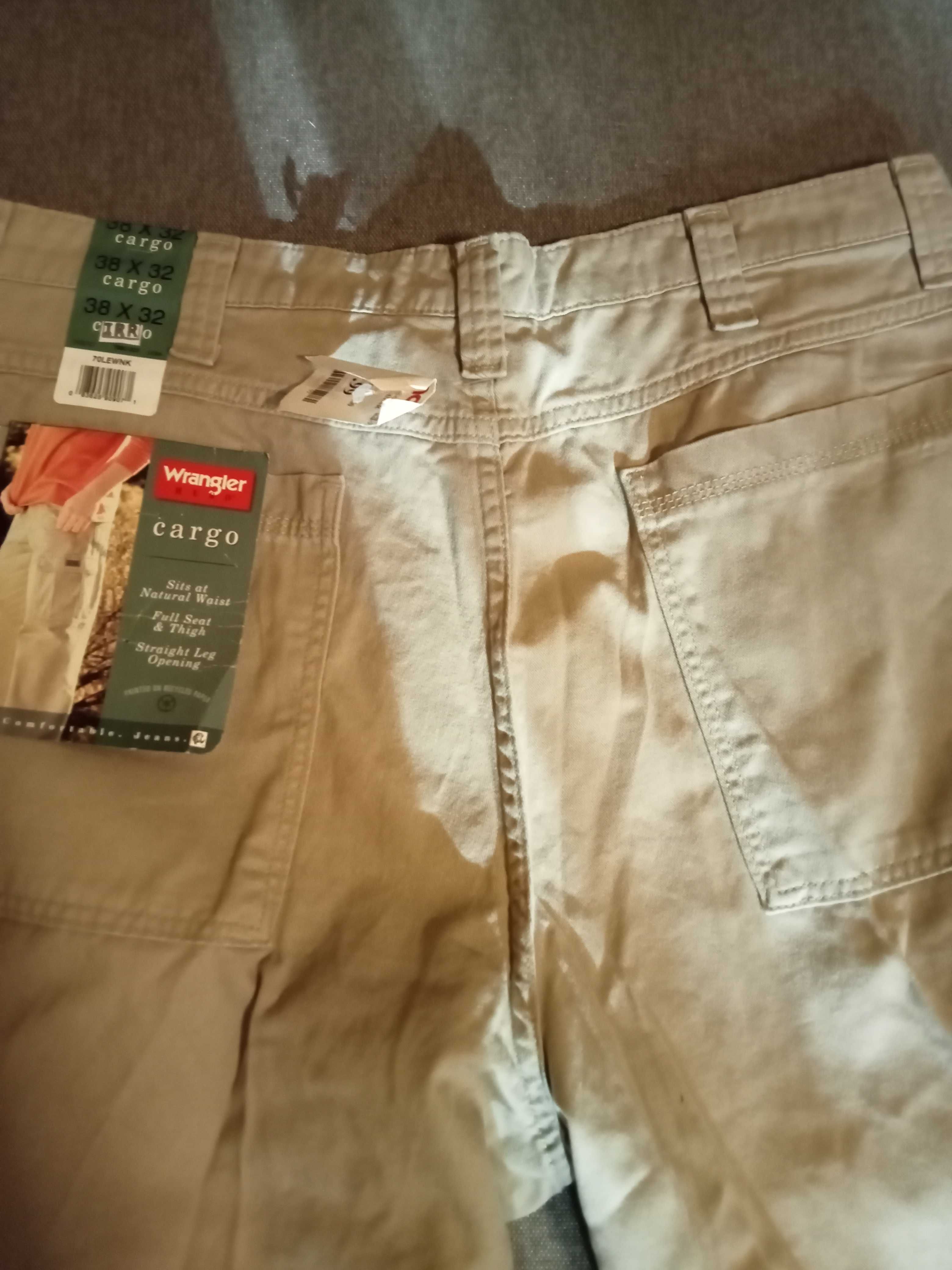 джинсы  карго Wrangler, цвет бежевый