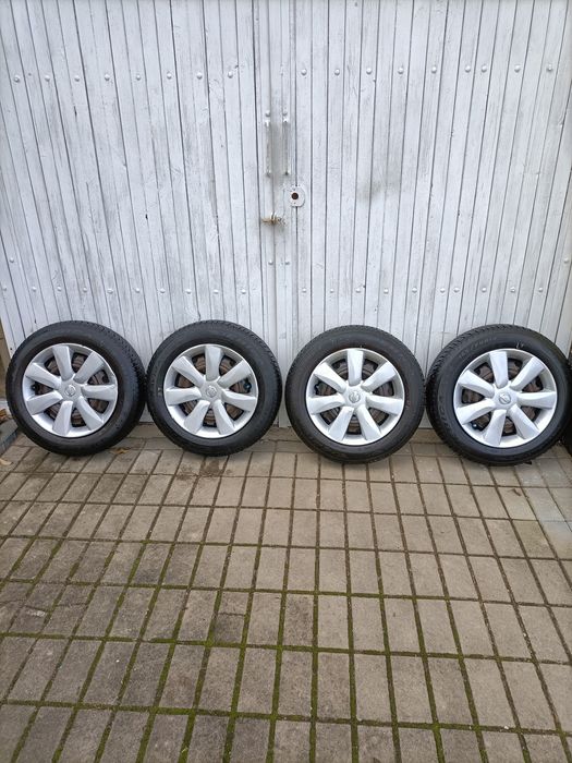 Opony zimowe 165/70/R14 na stalowych felgach