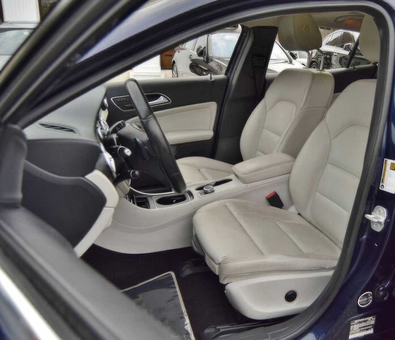 Mercedes-Benz GLA 250 4MATIC      2017