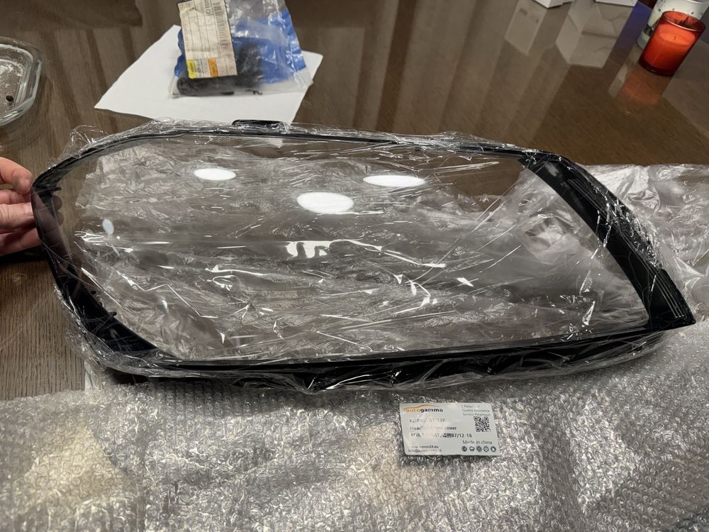 Klosz Szkło do reflektora lamp VW Passat B7 (10-14) Prawy