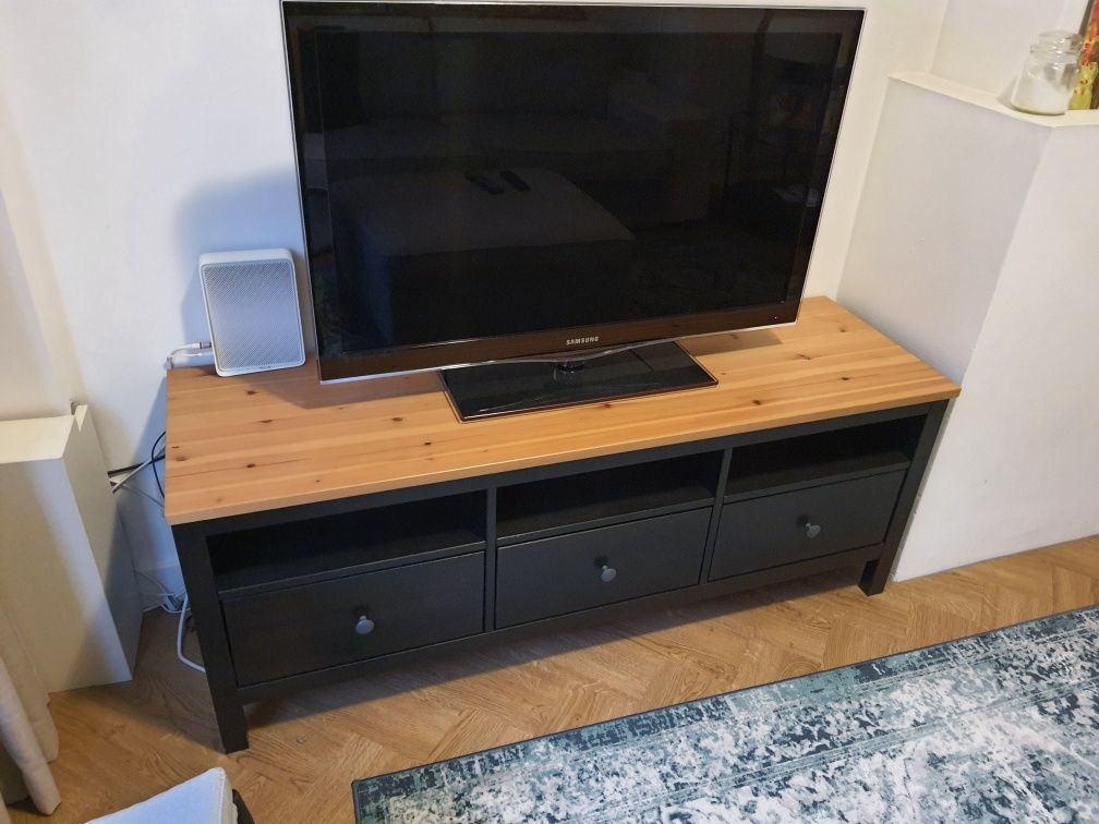 Móvel TV Hemnes - Preto / Madeira