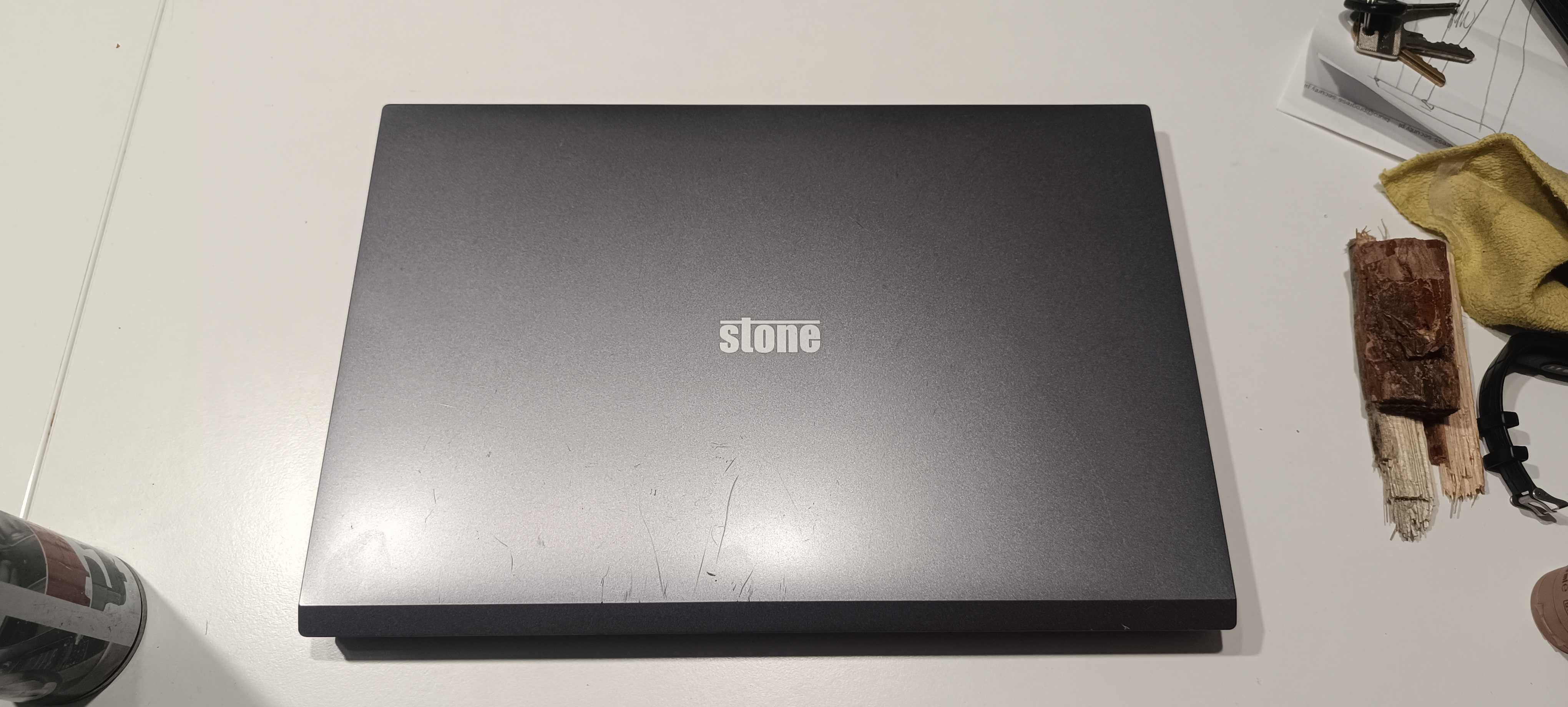 Stonebook pro p85a N751WU i5 8250 8gen 8 gb ddr 4 256ssd