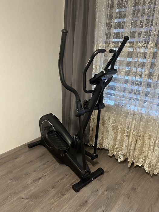 Орбітрек Tunturi FitCross 50i, до 150 кг
