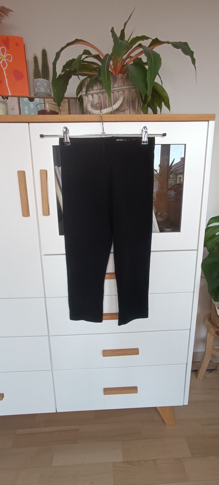 Czarne getry legginsy 3/4 do połowy łydki Esmara rozm. XS