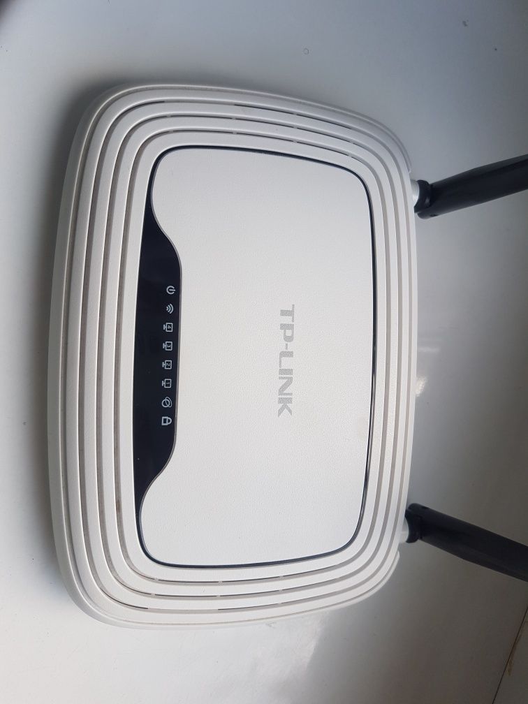 Router WiFi TP-LINK TL-WR841N