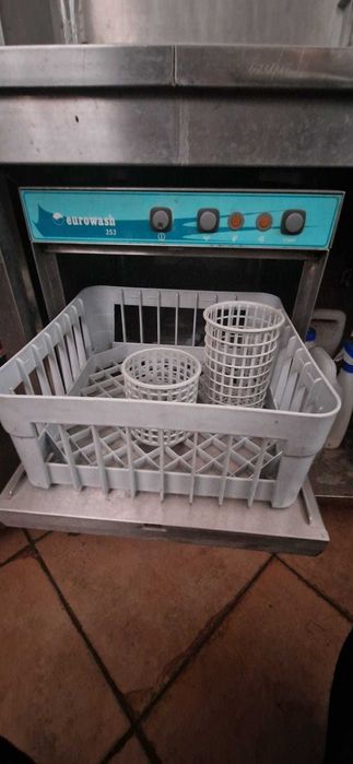 2 Máquinas de Lavar Louça/Copos- Equipamento Restauração e Hotelaria