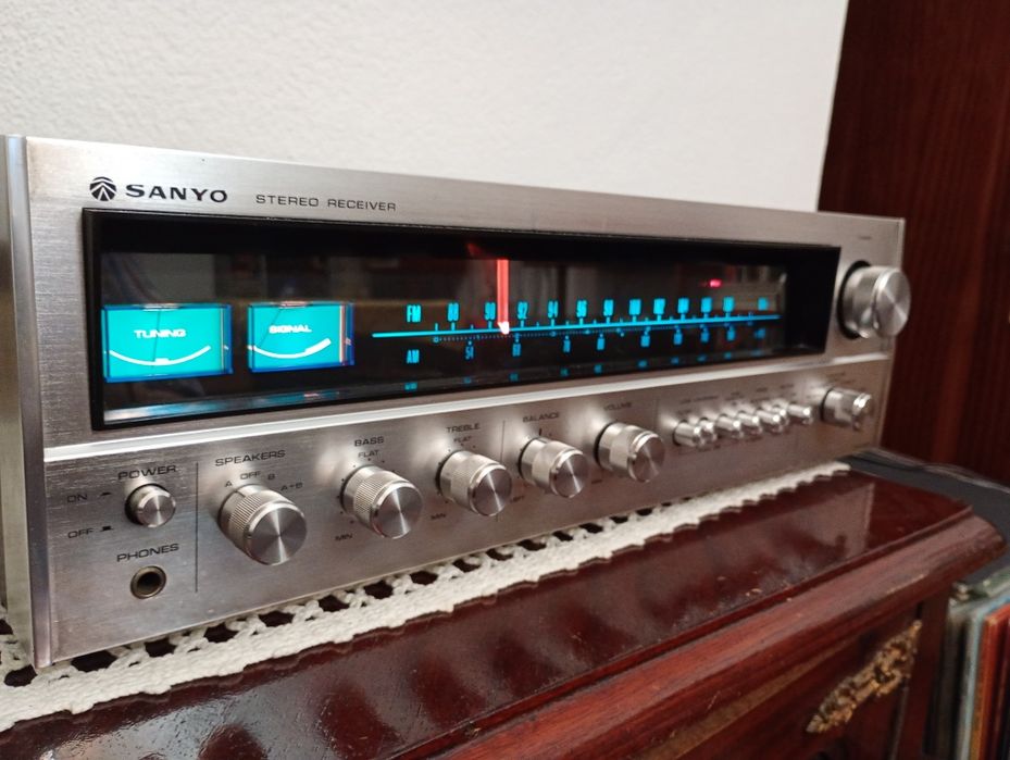 Receiver Sanyo DCX-6000K