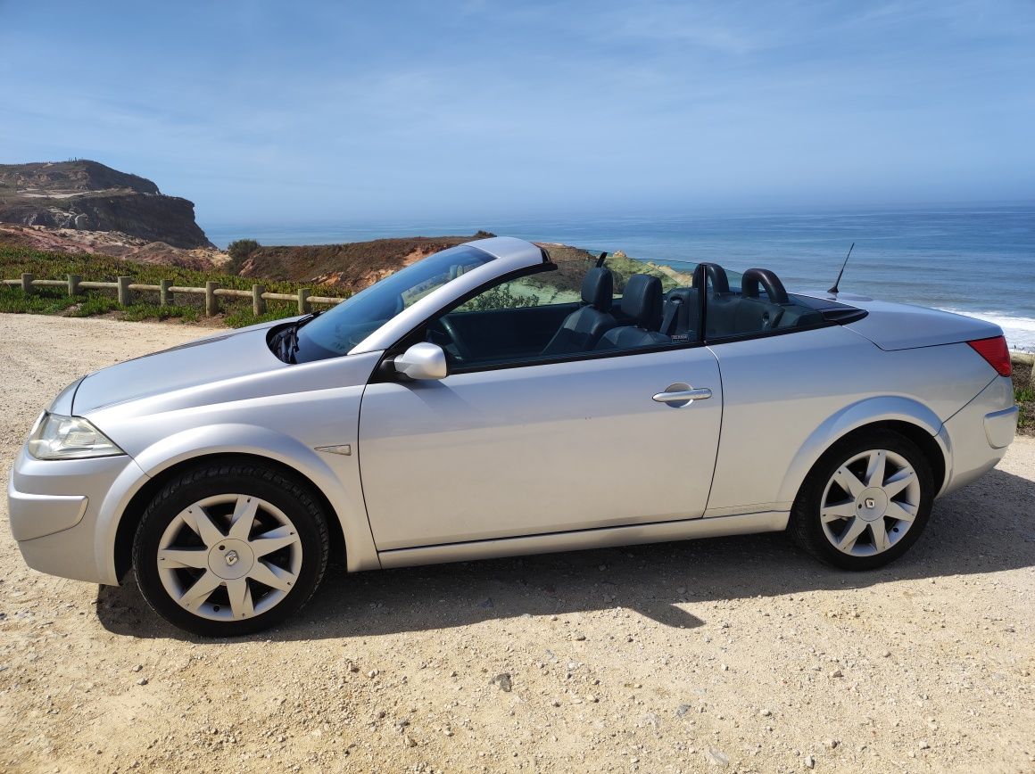 Megane cabrio 115.000kms  karman 1.5 dci