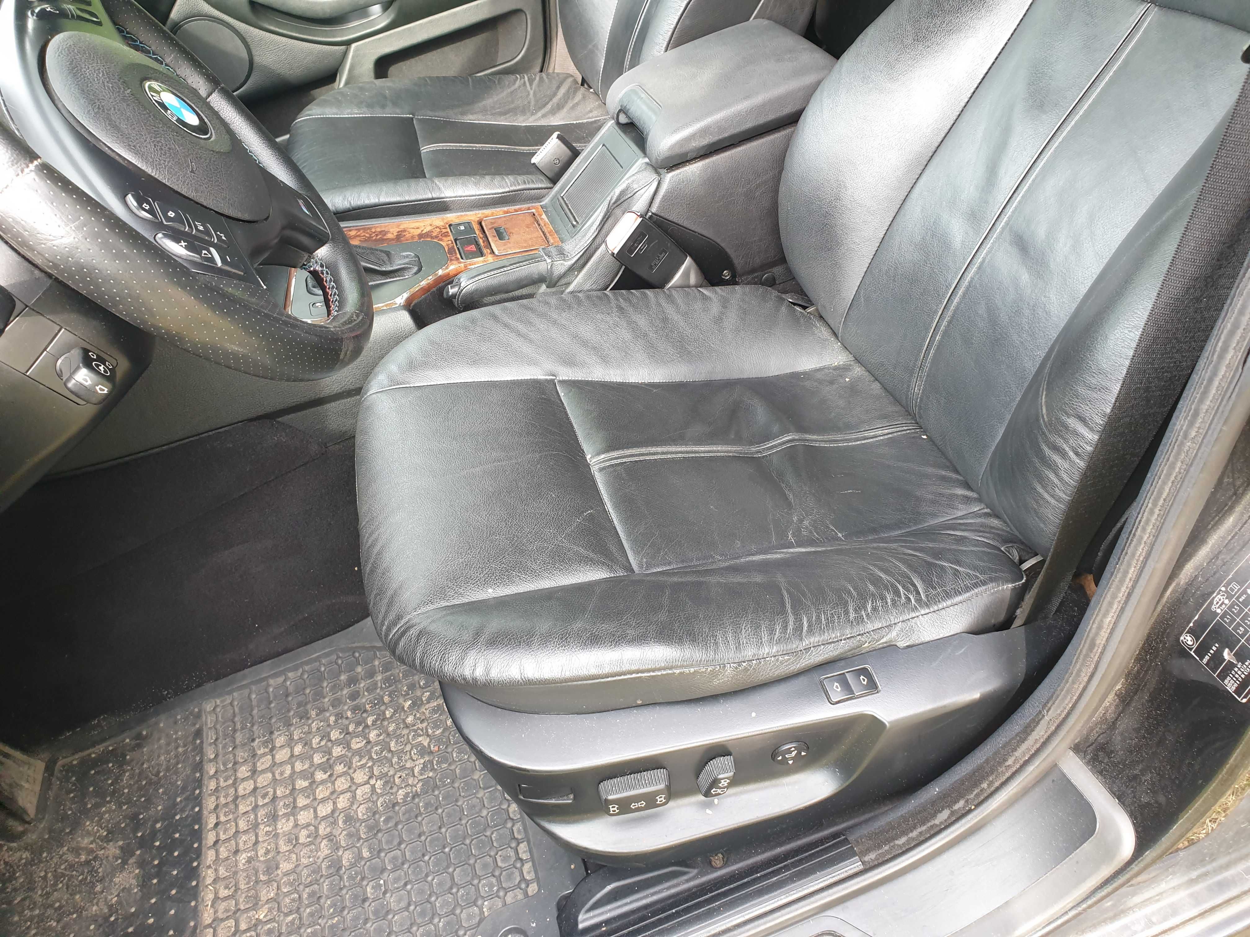 Części BMW E39 530i 3.0i M54 231KM Cała na części Saphirschwarz