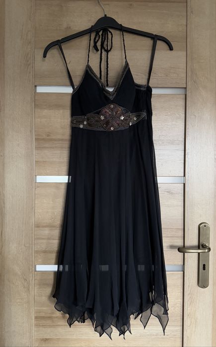 Zjawiskowa jedwabna sukienka