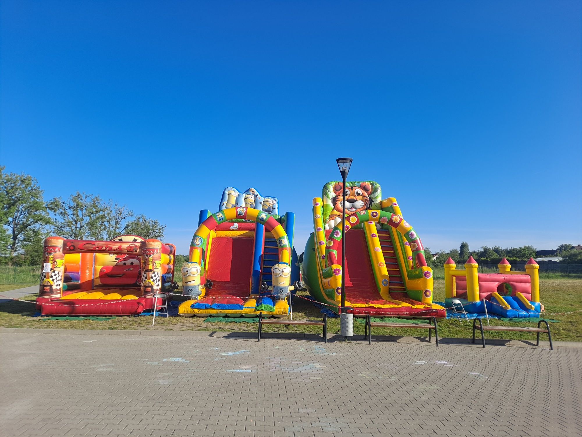 Zamki dmuchane animacje tatuaże urodziny festyn piknik wata cukrowa