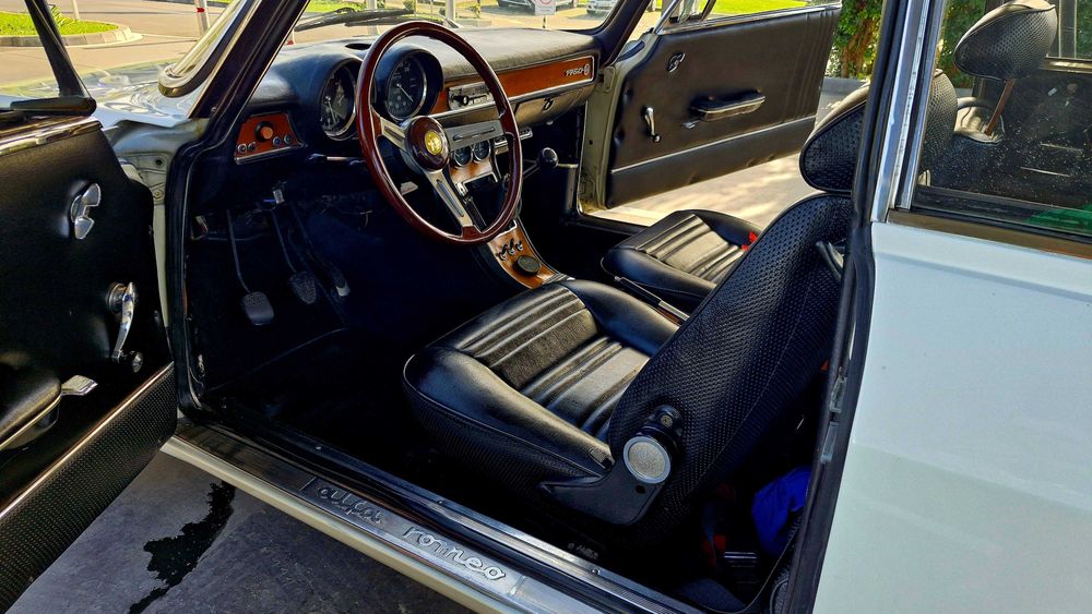 Alfa Romeo 1750 GTV