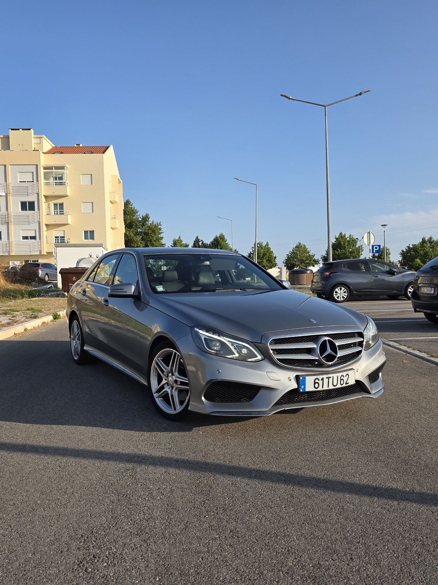 Mercedes e300 hybrid pack amg