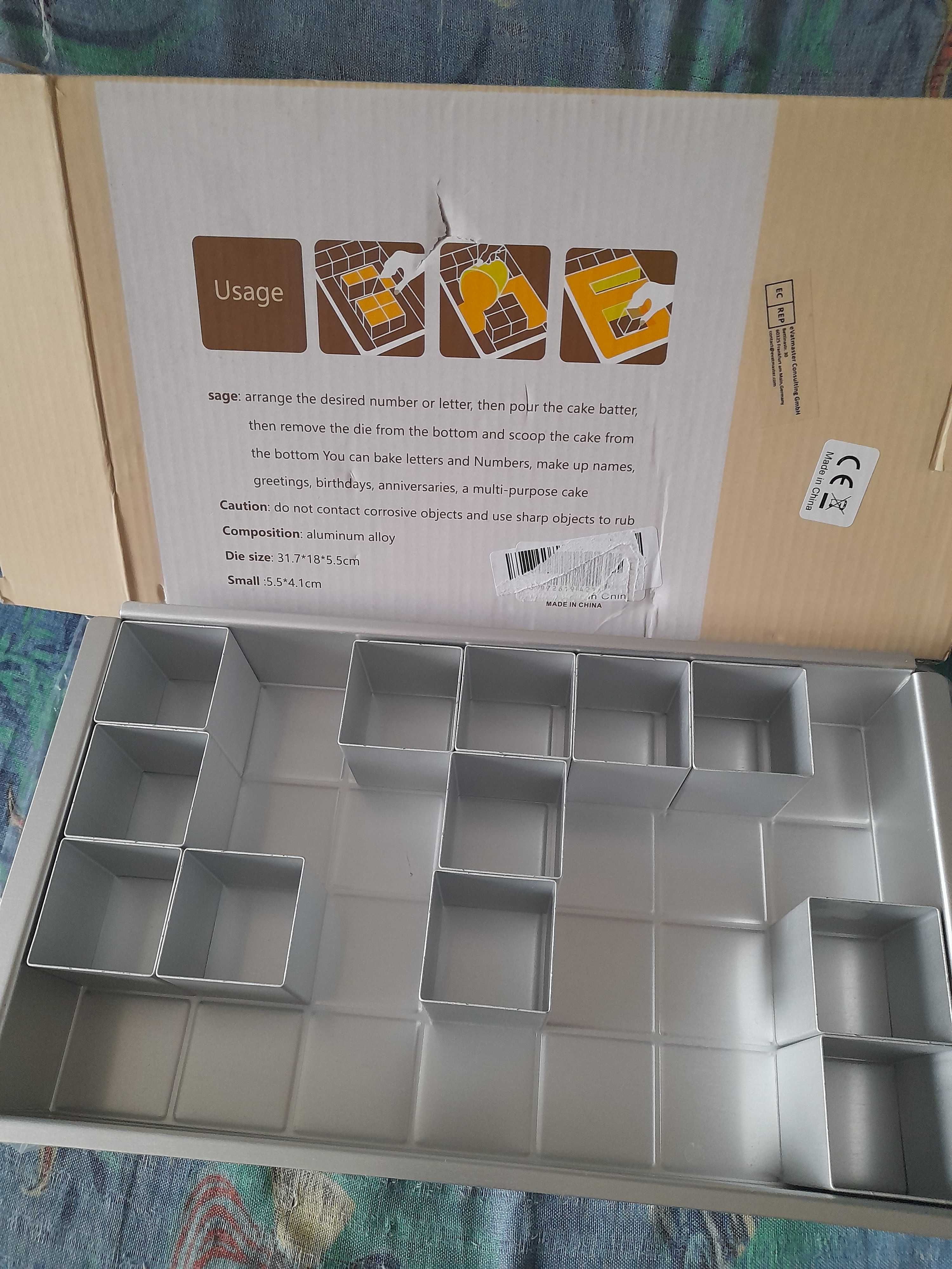 Forma, foremki aluminiowe do pieczenia wzorów z ciasta