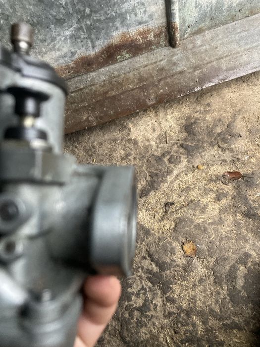 Карбіратор к2401