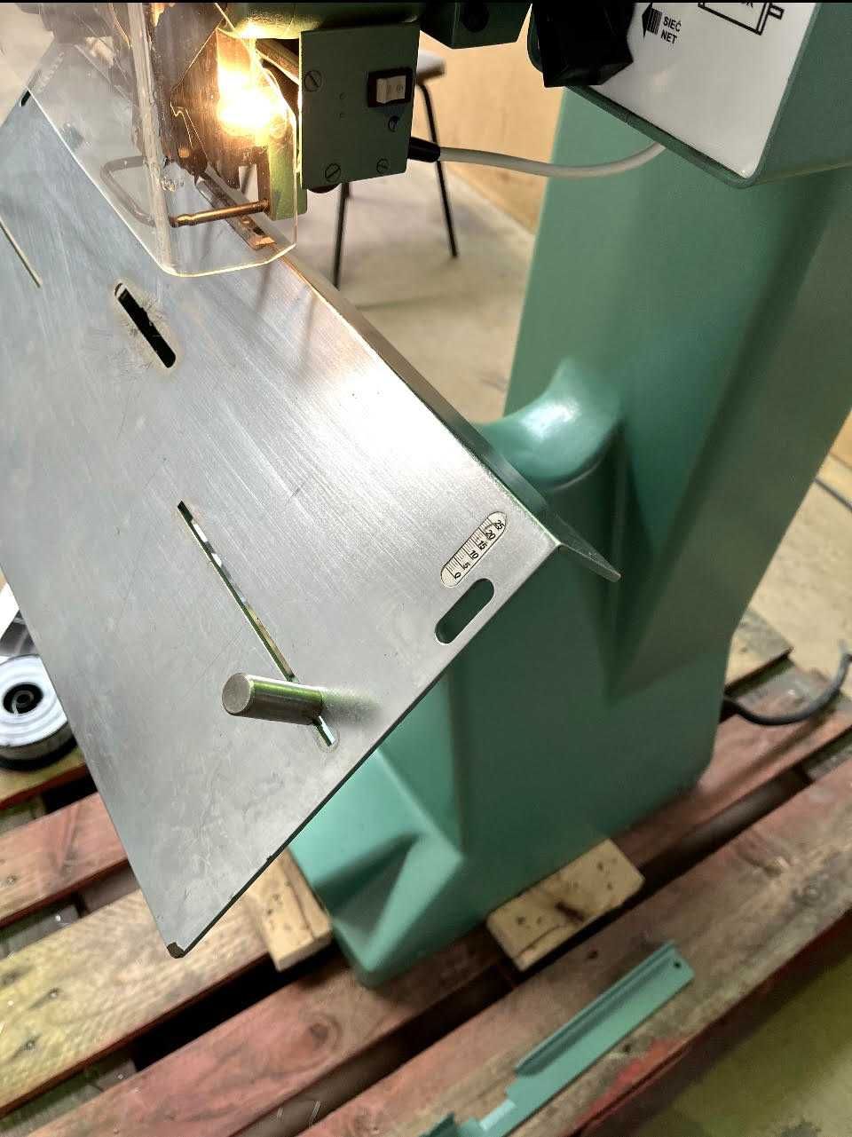 Maquina de agrafar semi nova