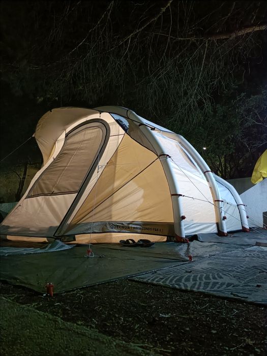 Tenda de campismo insuflável