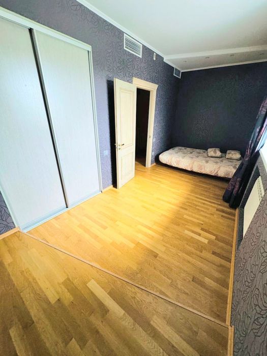 Пропонуємо в оренду сучасну квартиру по Михайлівська вул., 24б