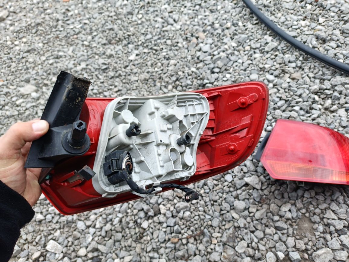 Audi a3 8p 5d lampy tym komplet