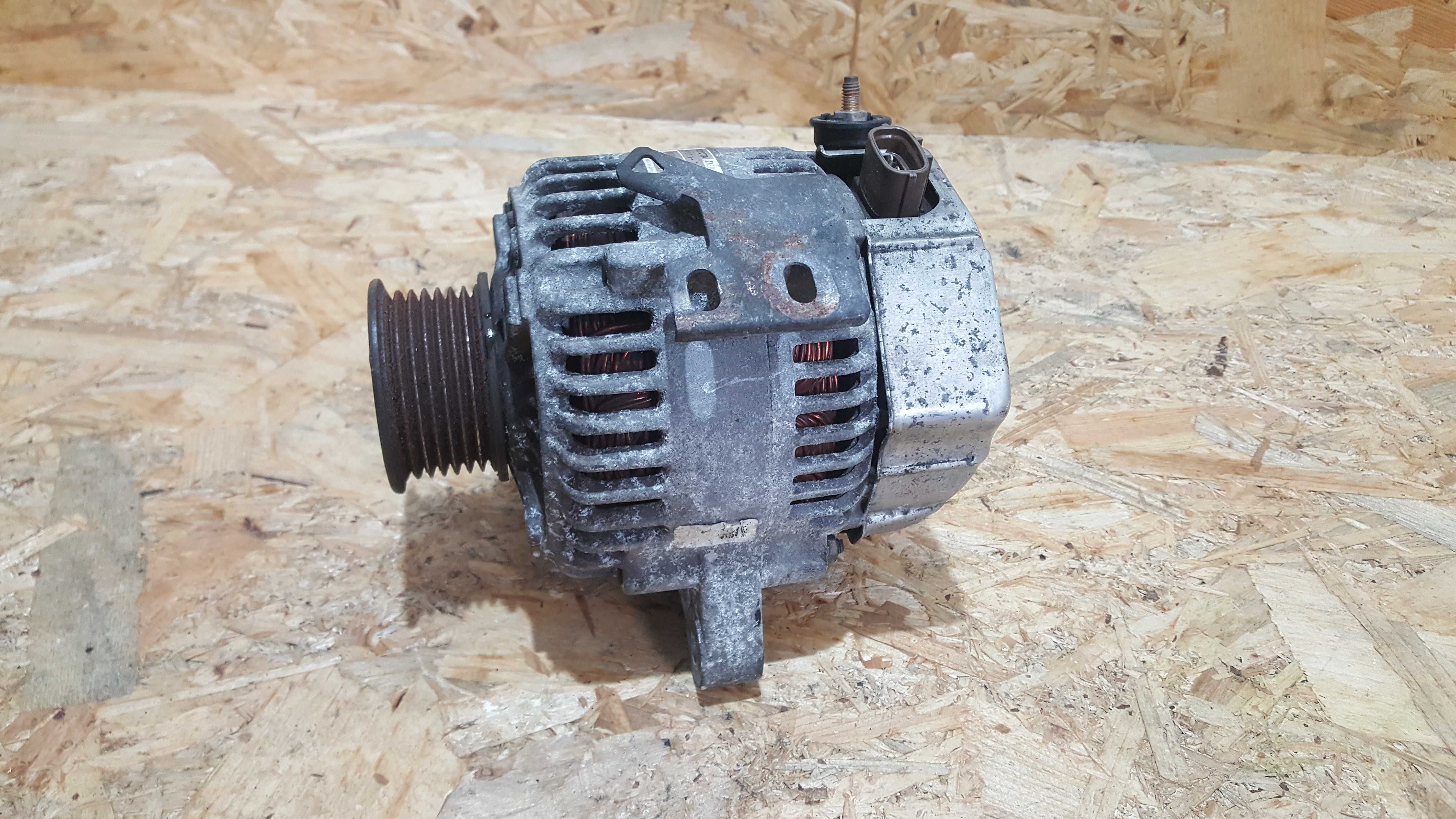 Toyota Rav4 II 2.0 VVTI alternator 00-05