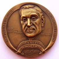 Medalha de Bronze da Decapitação da Estátua de Oliveira Salazar