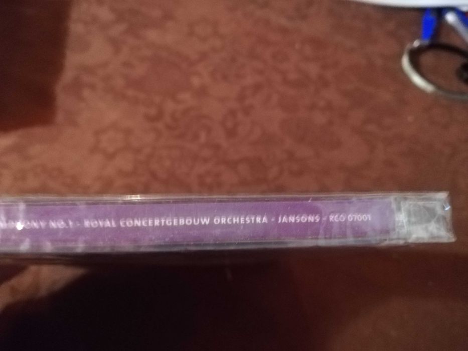 Royal Concertgebouw Orkiestra. Mahler Symphony no. 1. LIVE.