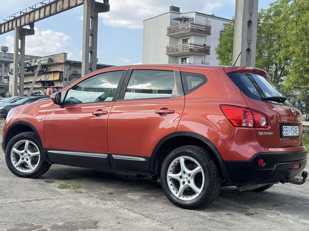 Nissan Qashqai 2.0 LPG 2007r. 4x4/Manual/panorama/hak/klima/alu/tempo