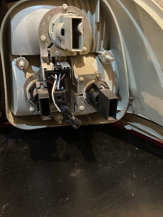 Задні фари на BMW E61 дорест