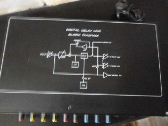 Elektric sound X-834  digital delay line