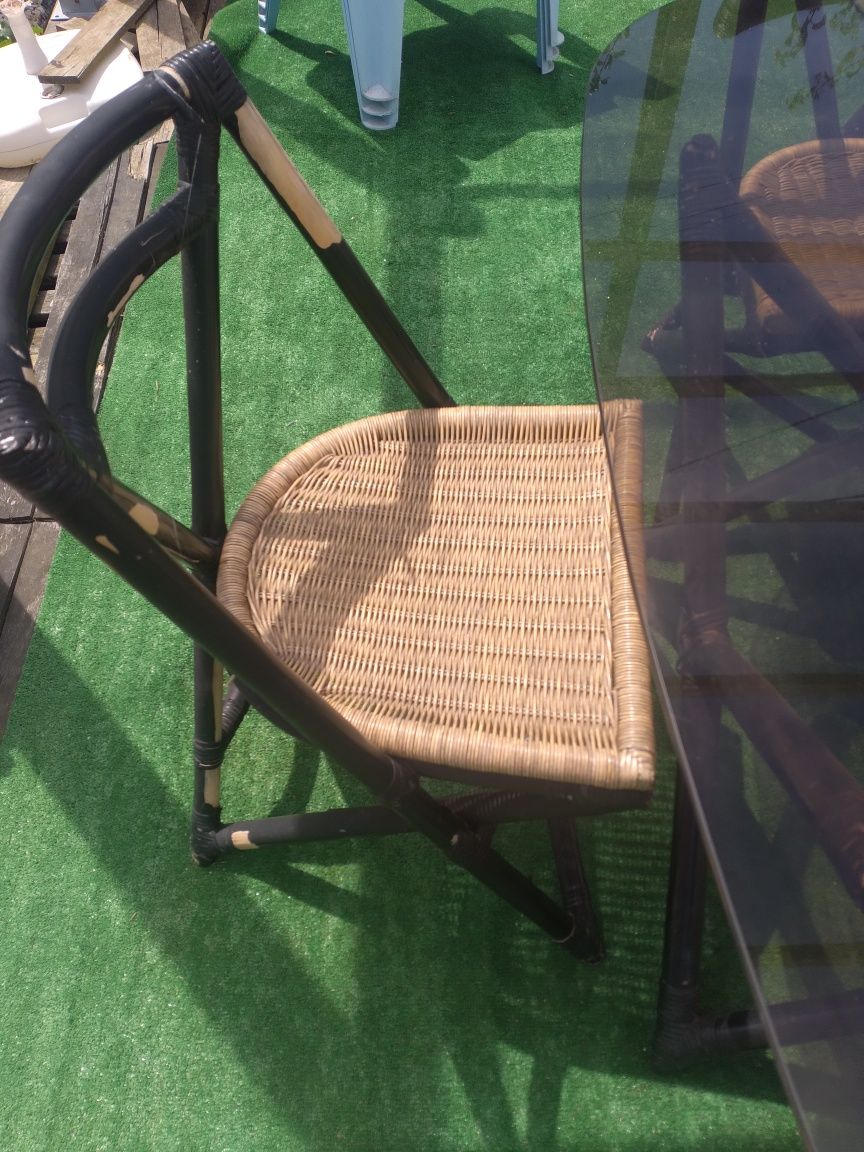 Mesa e cadeiras Bambu