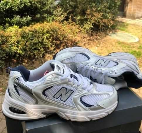 "Buty damskie Sportowe" New Balance MR530SG Silver Biały Roz 40.5