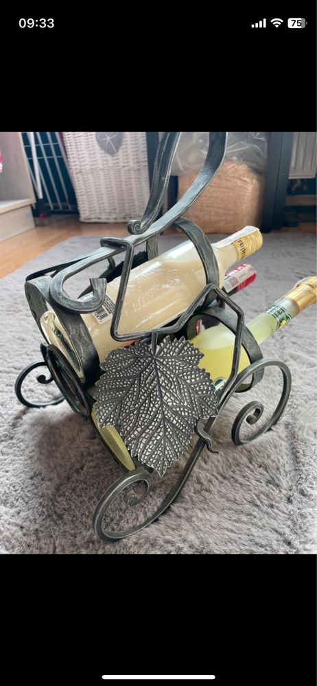 Stojak na alkohol