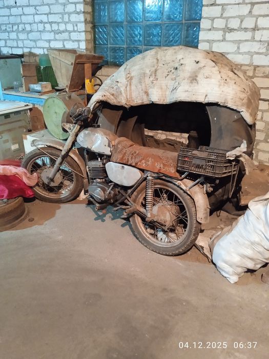 Продам скутер та мото