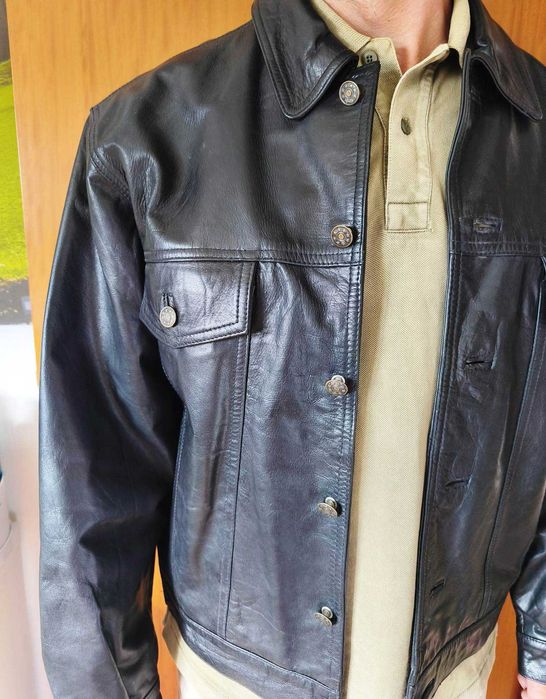 Casaco clássico de pele genuína da Lee Cooper. Tamanho médio oversize