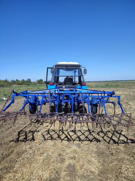 Продаю навісний культиватор