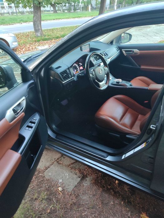 Lexus CT200H,  103 tys przebieg, w super stanie
