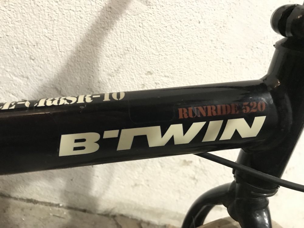 Rowerek biegowy z hamulcem BTWIN Runride 520