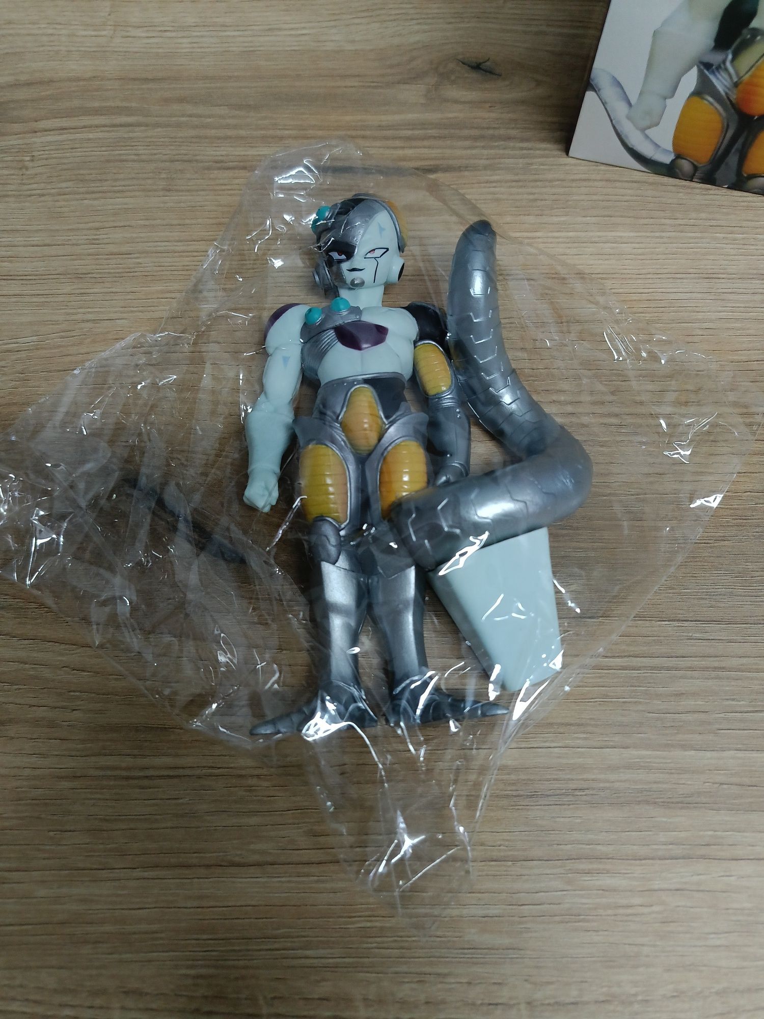 Dragon Ball Z figurka 17 cm Freezer Frizer