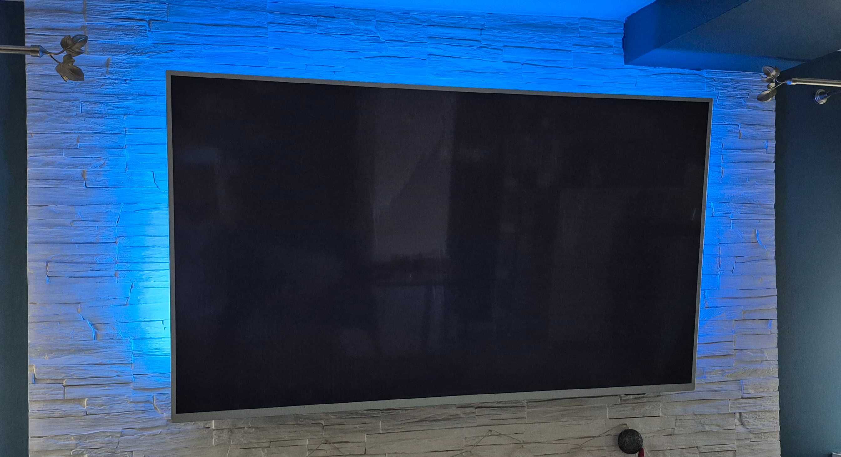 Telewizor Philips 55 cali z Ambilightem 4K UHD ANDROID Stan BDB