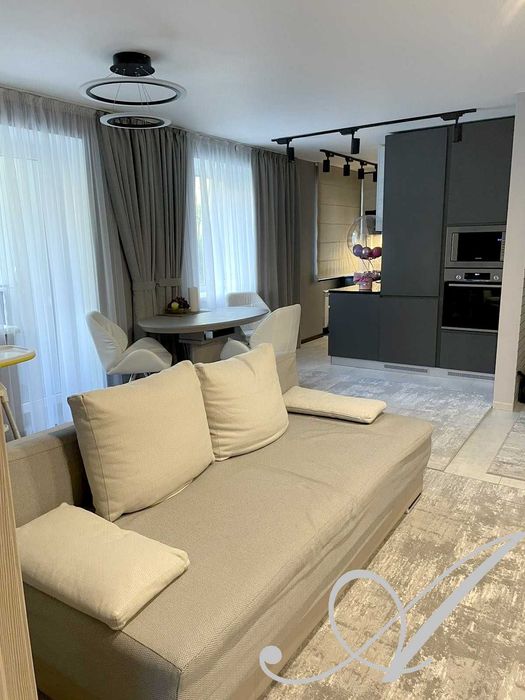 +‼️Світло є! 3к кв 62м2 з євроремонтом в р-ні Глінки та Славутич арени