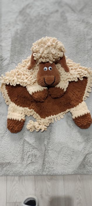 Dywanik owieczka